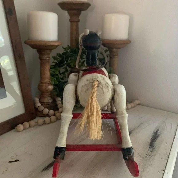 Vintage ‘79 ENESCO Christmas Wooden rocking horse music box - Picture 4 of 8